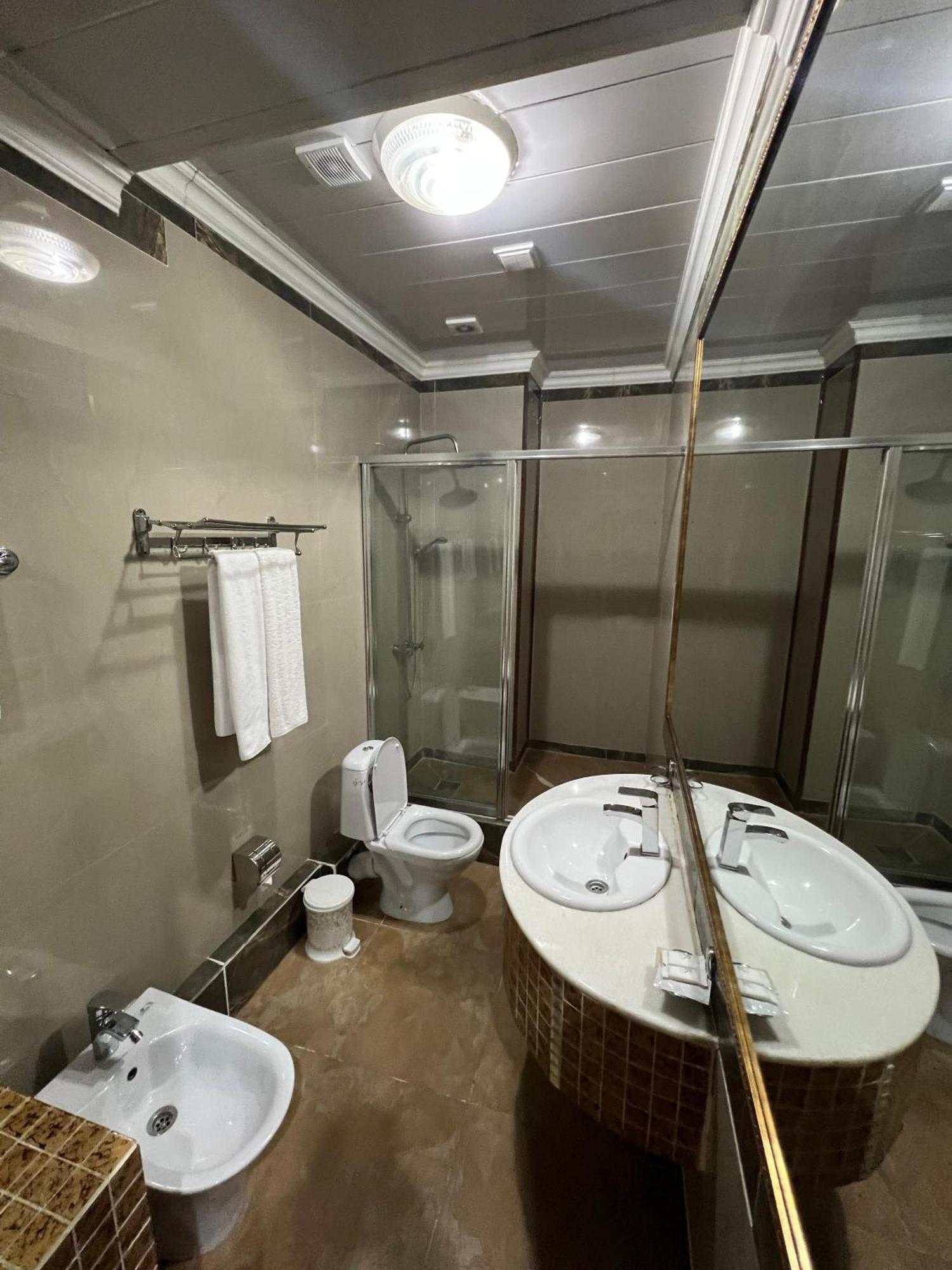 Sary Arka Hotel Shymkent Camera foto