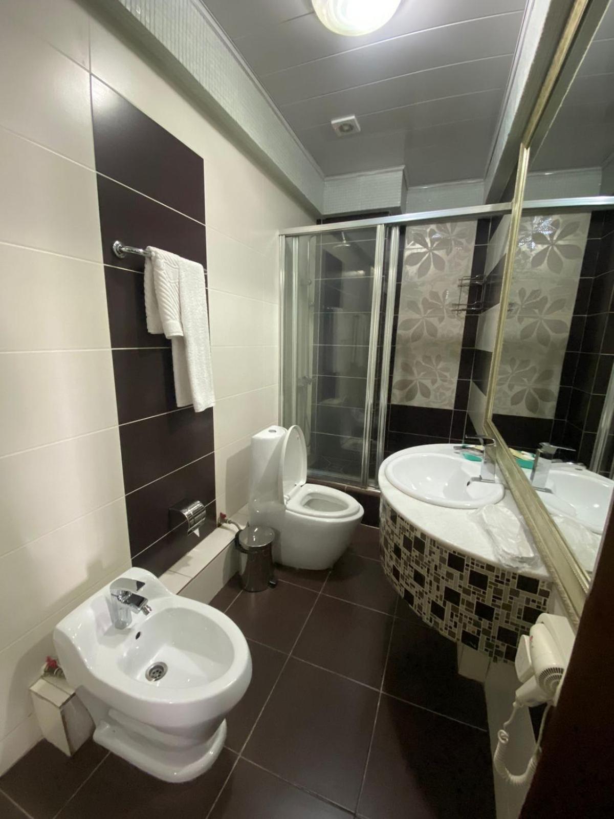 Sary Arka Hotel Shymkent Esterno foto