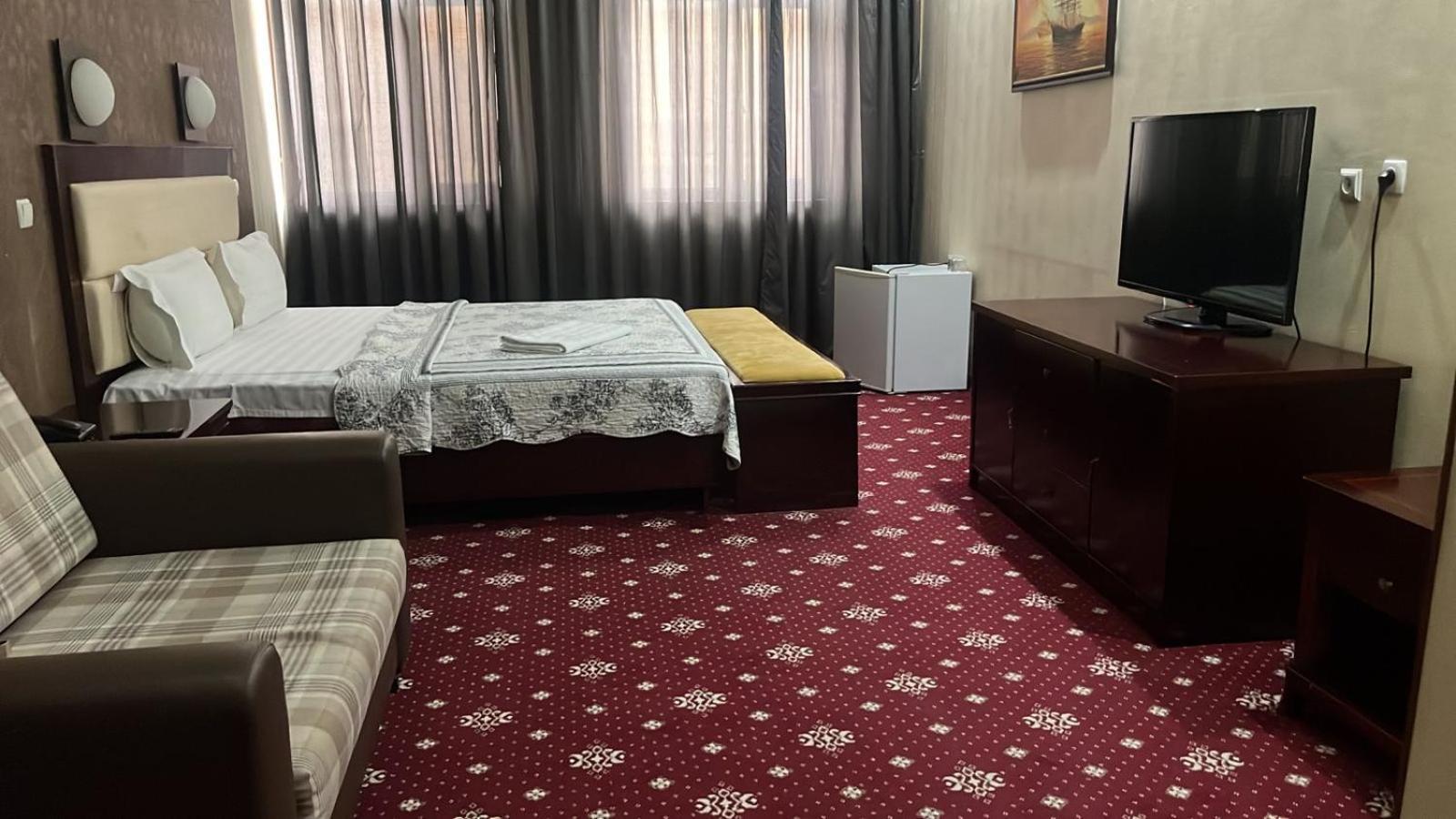 Sary Arka Hotel Shymkent Esterno foto